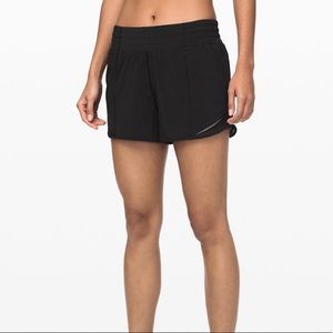 Lululemon hotty hot short